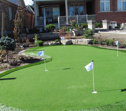 7 Tips To Install Amazing Backyard Putting Green In Vista